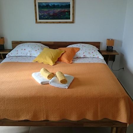 Apartments Mare Χβαρ Δωμάτιο φωτογραφία